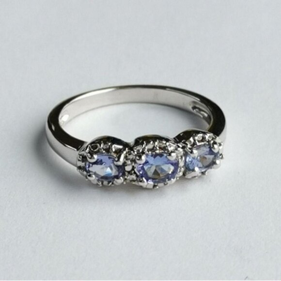 Tanzanite Three Stone Ring With Diamond Accents NEW - Picture 7 of 8